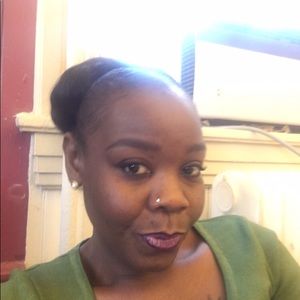 Meet your Posher, Equesia